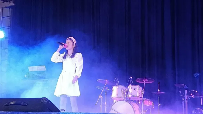 5244890341507273960_121